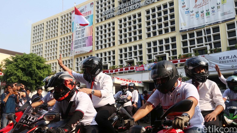 Hasto Soal KIK ke KPU Naik Moge: Idenya Sekjen NasDem Hasto Soal KIK ke KPU Naik Moge: Idenya Sekjen NasDem