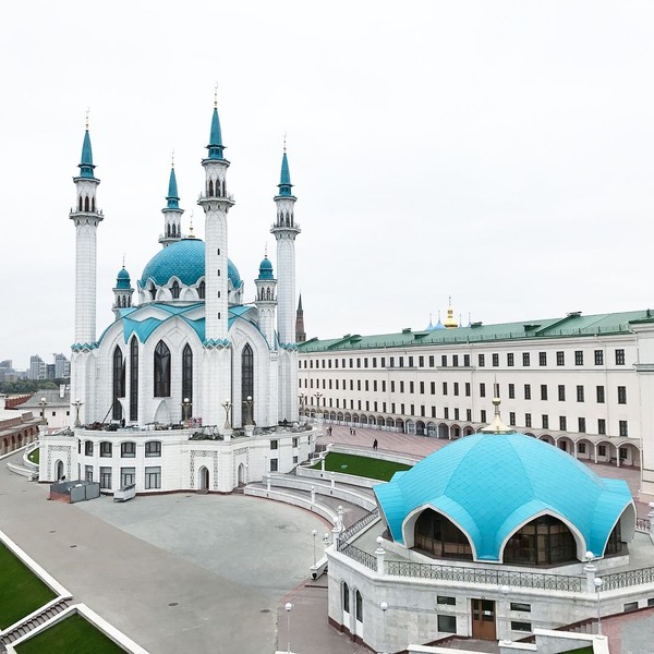 Masih di Rusia, ada yang tahu nama bangunan ini? (lindswell_k/Instagram)
