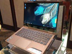 Lebih Dekat dengan Lenovo Yoga 730 yang Super Tipis