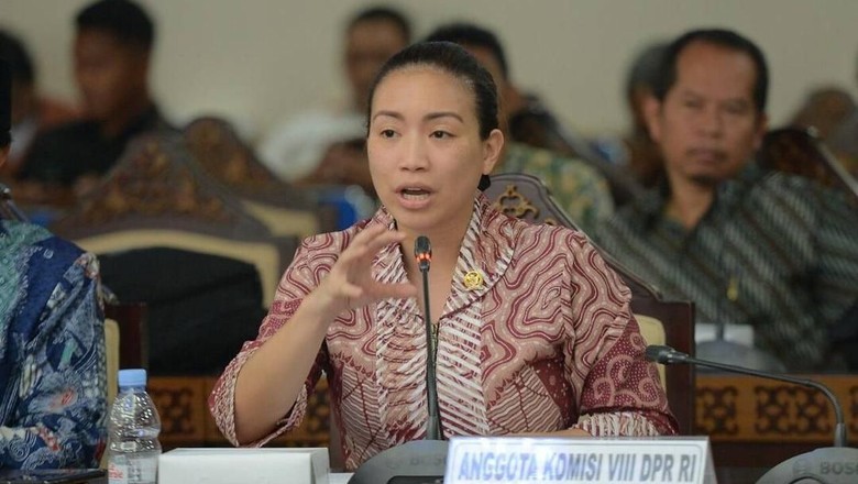 PKS Siap Komunikasi soal Usul Sara Ponakan Prabowo Jadi Wagub DKI PKS Siap Komunikasi soal Usul Sara Ponakan Prabowo Jadi Wagub DKI