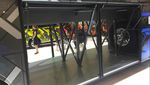 Badan Bus Ini Bisa Muat 4 Skutik
