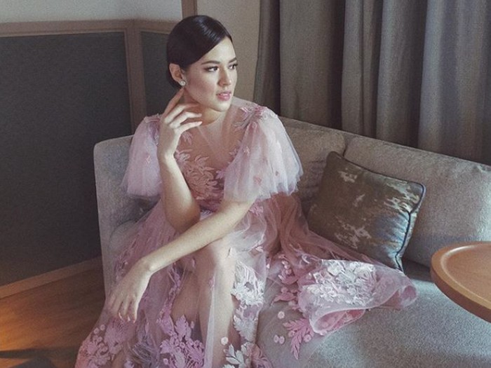 Manggung Pas Hamil, Raisa Kok Pakai Heels Sih