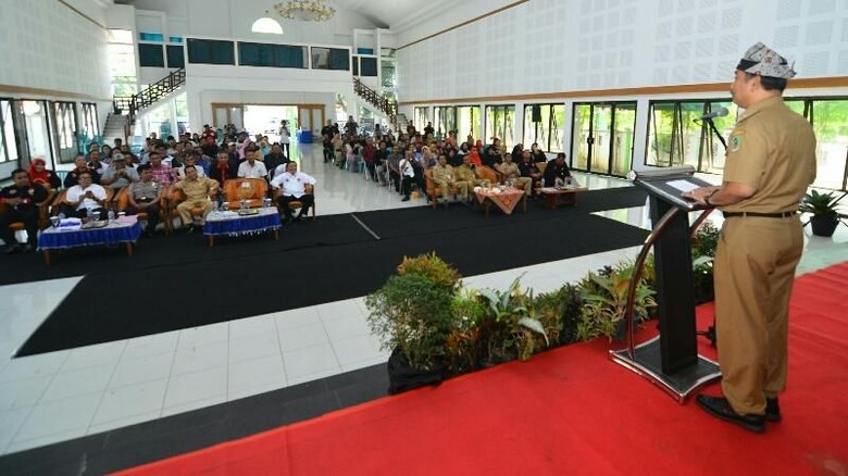 Warga Banyuwangi Diminta Cerdas Pilih Informasi, Jangan Percaya Hoaks Warga Banyuwangi Diminta Cerdas Pilih Informasi, Jangan Percaya Hoaks