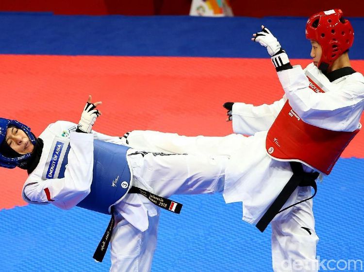 Luo Zongshi Tundukkan Cinta Nadya Permata di Cabang Taekwondo