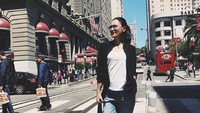 Buat para kaum hawa jangan iri ya! Foto: Dok. Instagram/Sophia Latjuba