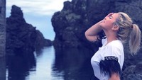 Foto-foto Instagramable di pesisir pantai (katiaaveirooficial/Instagram)