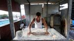 Melihat Proses Pembuatan Pizza Unik di Kuba