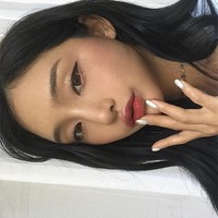 Jella kerap kali membagikan berbagai tutorial makeupnya di channel Youtubenya hingga Instagram. Foto: Instagram