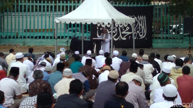 Ada Penampakan Ar-Rayah di Areal Salat Idul Adha di Yogya Ada Penampakan Ar-Rayah di Areal Salat Idul Adha di Yogya
