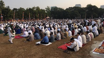 Potret Suasana Salat Idul Adha di Masjid Al Azhar Pagi Ini