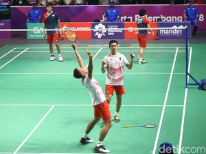 Jokowi Yakin Tim Bulutangkis Putra Indonesia Raih Emas Nanti Malam