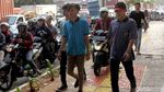 Lagi! Pengendara Motor Jajah Jalur Trotoar