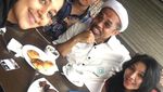 Ini Bukti Kalau Ayu Azhari Gemar Masak dan Makan Mangga