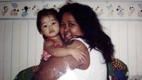 Thalia Gracia di adopsi oleh Atun/Suti Karno pada 23 tahun lalu. Dok. Instagram/graciathalia