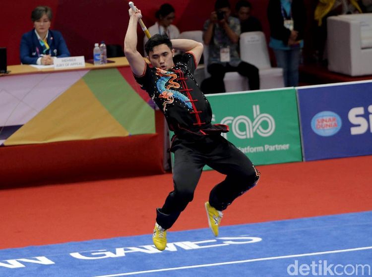 Aksi Achmad Hulaefi Raih Medali Perunggu dari Cabang Wushu