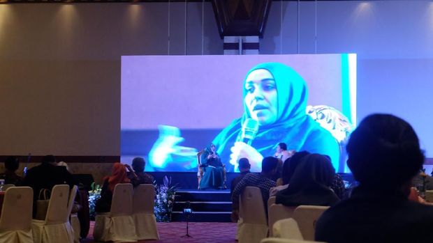Rayakan 35 Tahun, Mizan Hadirkan Penulis Muslim AS Yasmin Mogehad