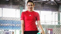 Berkeringat usai latihan tapi masih tetap cantik. (Foto: Instagram/pungkyafriecia)