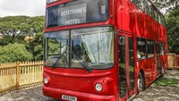 Inilah Bertrams Hotel, sleeper bus yang sudah disulap menjadi sebuah penginapan. Hotel bus ini terletak di Devon, sekitar 3,5 jam perjalanan dari London, Inggris. (dok. Bertrams Hotel)
