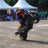 Reza SS freestyle pakai moge. 