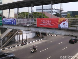 Kontroversi Spanduk Jangan Pilih Capres Jahat