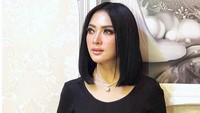 Syahrini mengaku sangat ingin menonton final voli, namun sayangnya tiket tersebut sudah habis terjual.