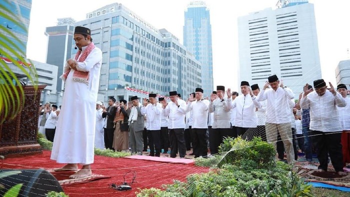 BI Kurbankan Ratusan Sapi hingga Ribuan Kambing ke Korban Gempa NTB