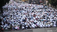 Suasana Salat Idul Adha di Monumen Perjuangan Jatinegara.
