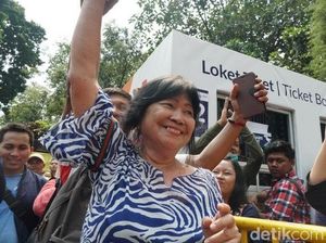 Ikut Antre, Ibu Greysia Polii Kecewa Tak Dapat Tiket Final Bulutangkis