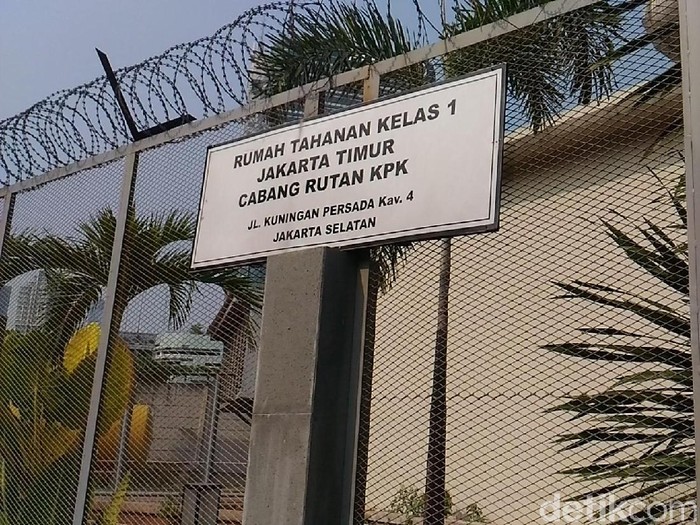 Potret Rutan KPK Dipenuhi Keluarga Besuk Tahanan