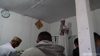 Suasana penuh haru menyelimuti jamaah Muslim yang baru pertama kali merasakan salat id di daerahnya, Pegunungan Arfak Papua Arfak. (Masaul/detikTravel)