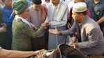 Saat Susi Salat Id Bareng Korban Gempa Lombok di Bawah Tenda Darurat