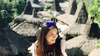 Di samping bermain voli, ia sangat suka berpergian. (Foto: Instagram/berllian_5)