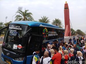 Berebut Naik Shuttle Bus Asian Games 2018 di Jakabaring
