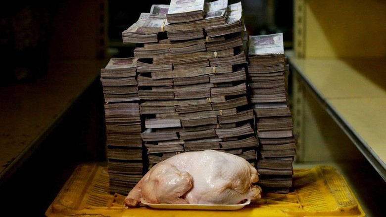 Mata Uang Venezuela Ambruk, Harga Tisu 2 Juta, Ayam 14 Juta Mata Uang Venezuela Ambruk, Harga Tisu 2 Juta, Ayam 14 Juta