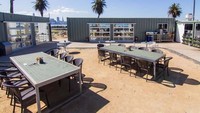 Restoran ini menyediakan 60 menu untuk memanjakan pembeli. Istimewa/Inhabitat.