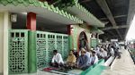 Mengintip Pelaksanaan Salat Idul Adha di Masjid Babah Alun