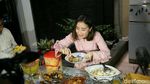 Cantiknya Penampilan Prilly Sambut Idul Adha