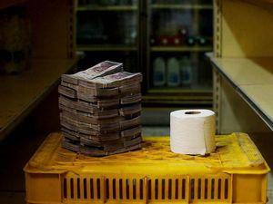 Hiperinflasi Melanda Venezuela, Tisu Toilet Dijual 2,6 Juta