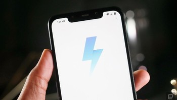 Baterai F1 kapasitasnya terbilang besar, 4.000 mAh yang kompatibel dengan Quick Charge 3.0 18 watt bikinan Qualcomm. Foto: Pocophone F1 (Edgadget)
