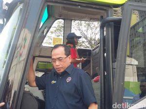 Menhub Minta Damri Siaga untuk Beri Bantuan Korban Gempa Lombok