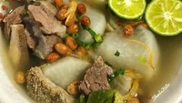Babat sapi dan limpa juga enak dibuat isian soto Bandung asal direbus hingga empuk. Foto : Instagram @sherisketo