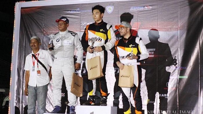 ABM Motorsport raih sembilan trofi juara di ISSOM seri keempat (dok.ABM Motorsport) ABM Motorsport raih sembilan trofi juara di ISSOM seri keempat (dok.ABM Motorsport)