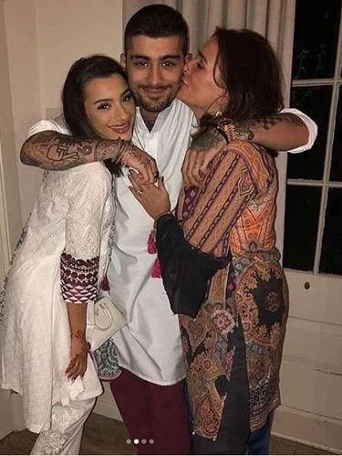 Bikin Meleleh! Zayn Malik Pakai Gamis Rayakan Idul Adha Bareng Gigi Hadid