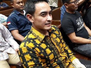 Istri dan Ibu Zumi Zola Juga Kecipratan Duit Gratifikasi