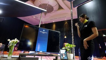 Smartphone ini punya dimensi bodi 161,9 x 76,4 x 8,8 mm dengan bobot 201 gram. Foto: detikINET/Rengga Sancaya