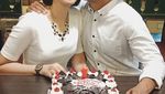 Melihat Lagi Kebersamaan Yama Carlos dan Istri