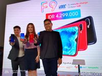 Kelahiran OPPO F9