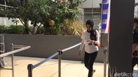 Nikita melaporkan Sam Aliano terkait fitnah disebut bermain dengan oknum polisi dan mencemarkan nama baik. Foto: Iswahyudi
