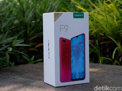 Unboxing Oppo F9, Ponsel yang Tak Sekadar Selfie