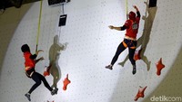 Spiderwoman Indonesia itu menjadi yang tercepat pada nomor panjat tebing kecepatan putri usai mengalahkan rekan senegaranya, Puji Lestari.